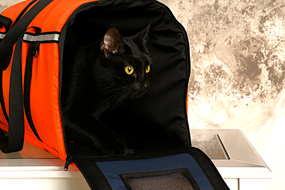 SNOOZYCAT® CozyDry Fensterliege Smooth – flauschig, waterproof  & nachfüllbar